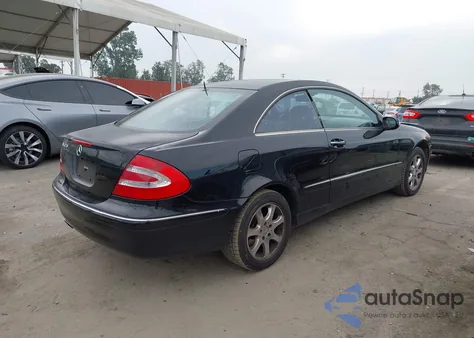 2004 Mercedes-Benz Clk 320 из США, поврежденный, VIN WDBTJ65J84F079384